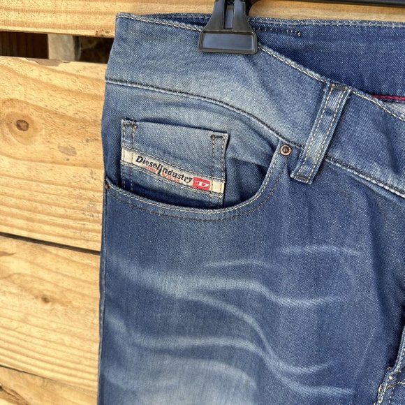 Diesel Bootzee Stretch Slim Bootcut Denim Jeans. 32W x 33L - Picture 4 of 7